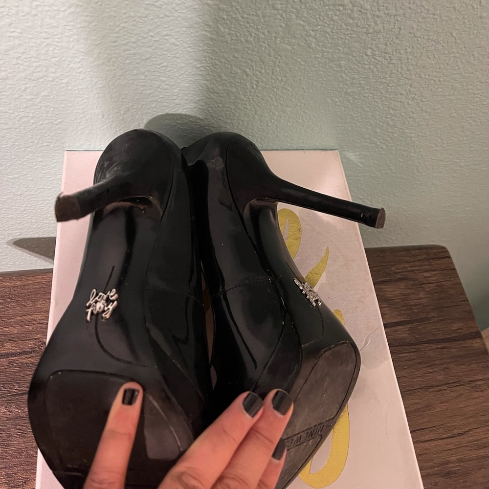 Nine West size 8
